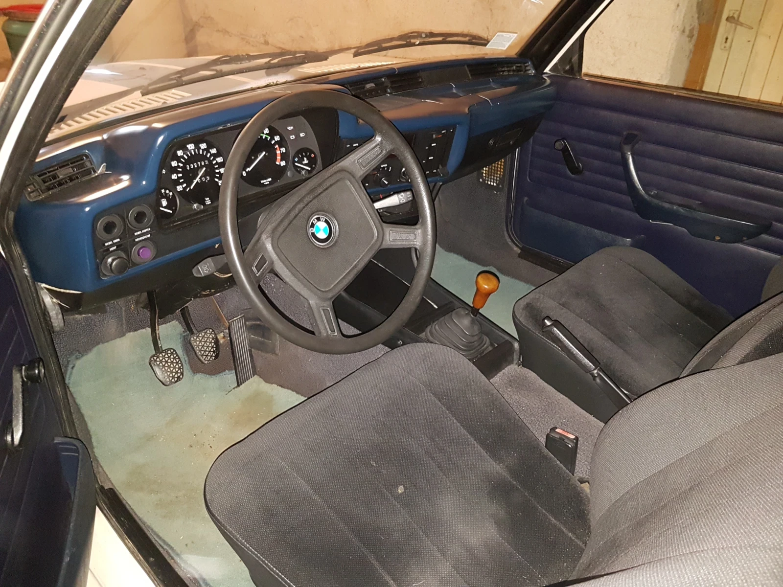 BMW 316 E21 - изображение 4