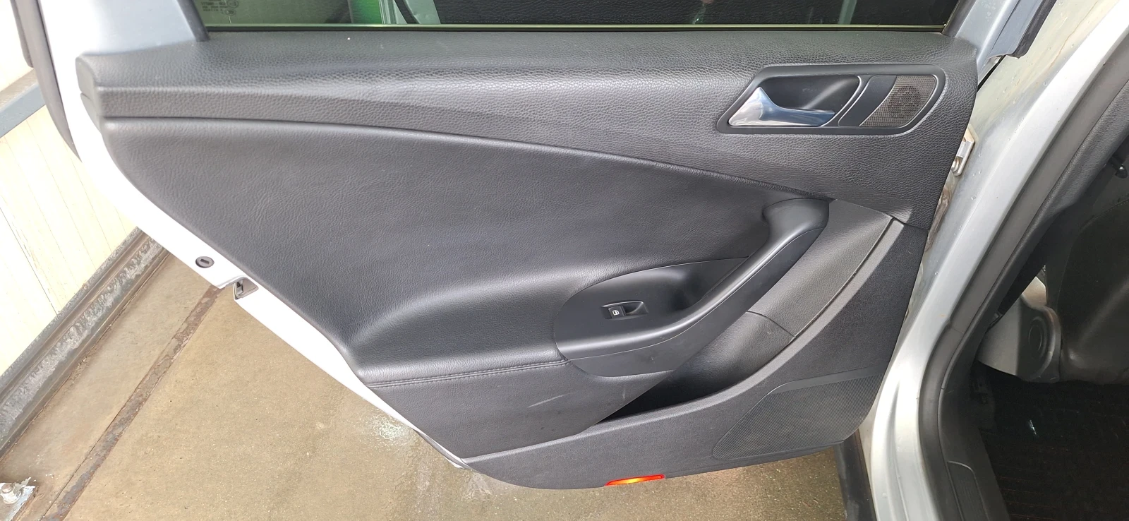 VW Passat 2.0 ��� 8��. | Mobile.bg � ����������� 15