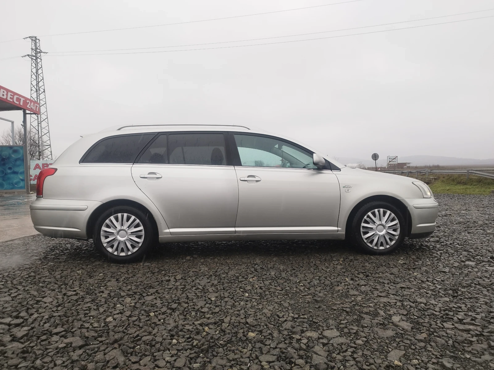 Toyota Avensis  - изображение 5