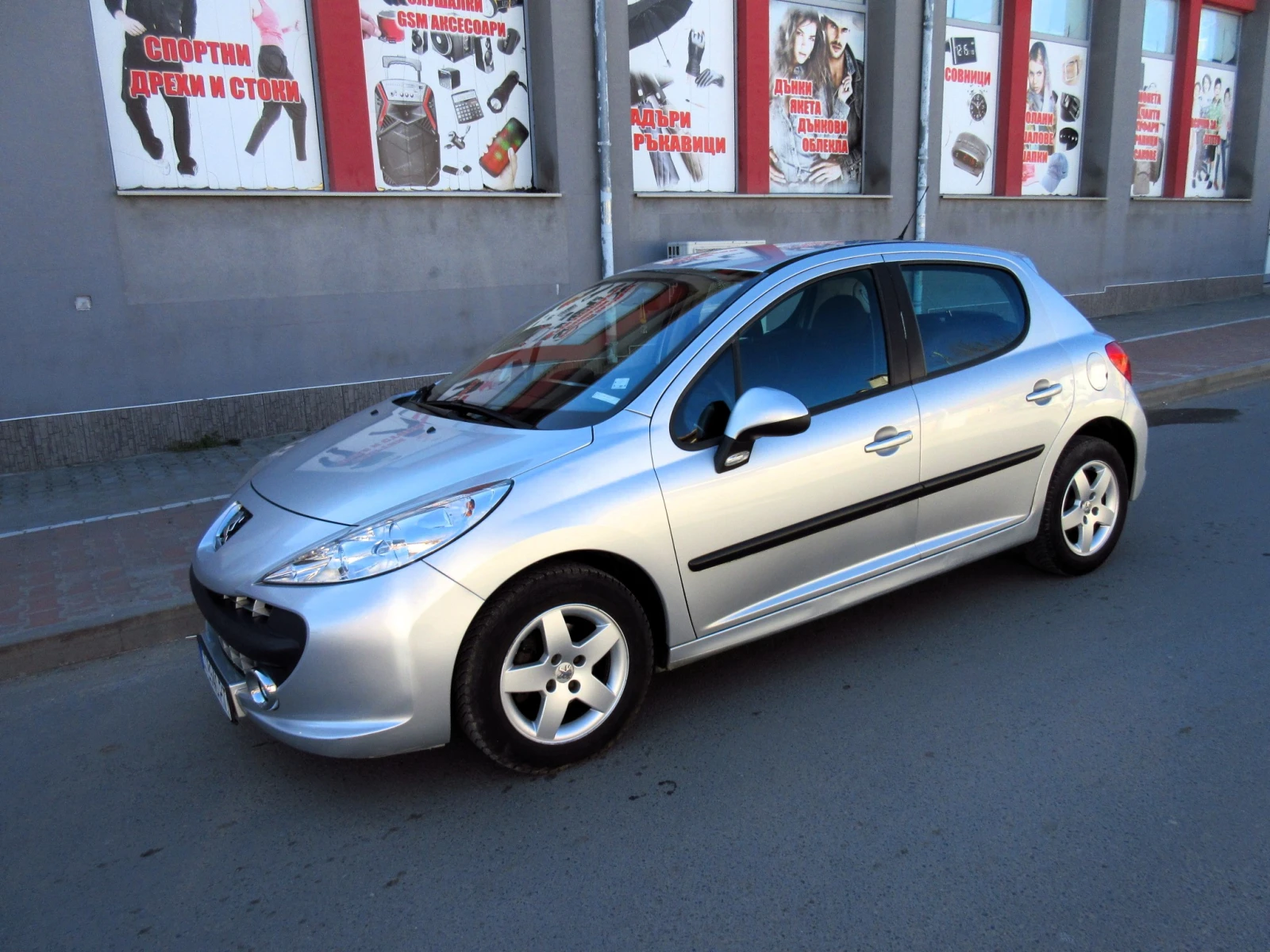 Peugeot 207 1.4i Facelift