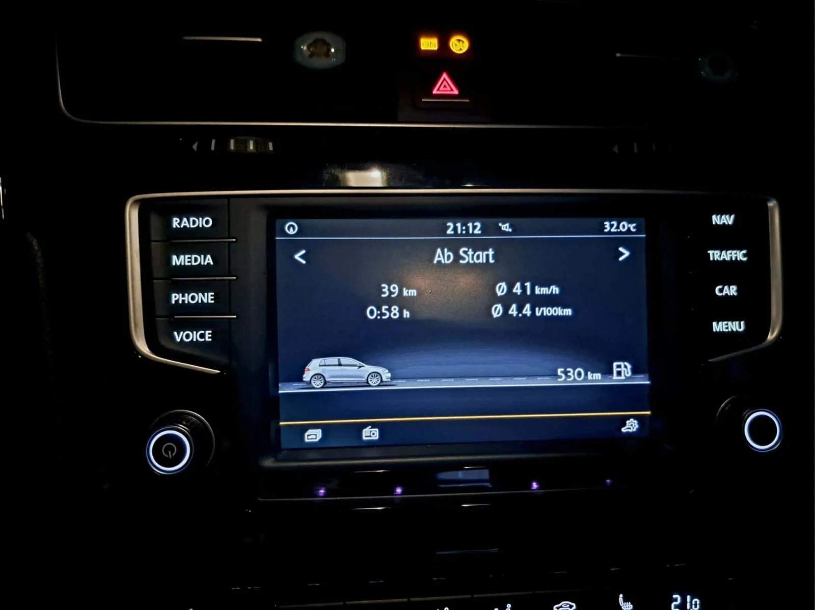 VW Golf, снимка 10 - Автомобили и джипове - 53934500