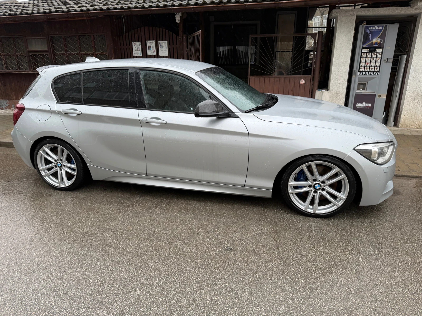BMW 135 M135i / MPerformance / Xdrive / Swiss, снимка 4 - Автомобили и джипове - 53978529