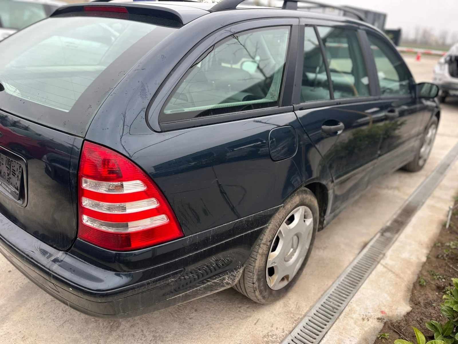 Mercedes-Benz C 220 646, снимка 5 - Автомобили и джипове - 53993387