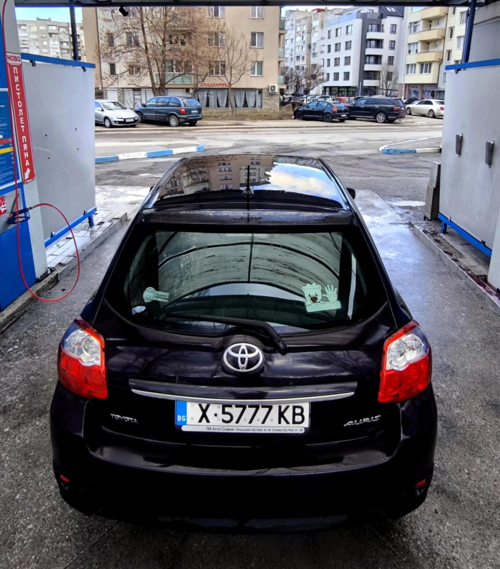 Toyota Auris D4D, снимка 4 - Автомобили и джипове - 54169344