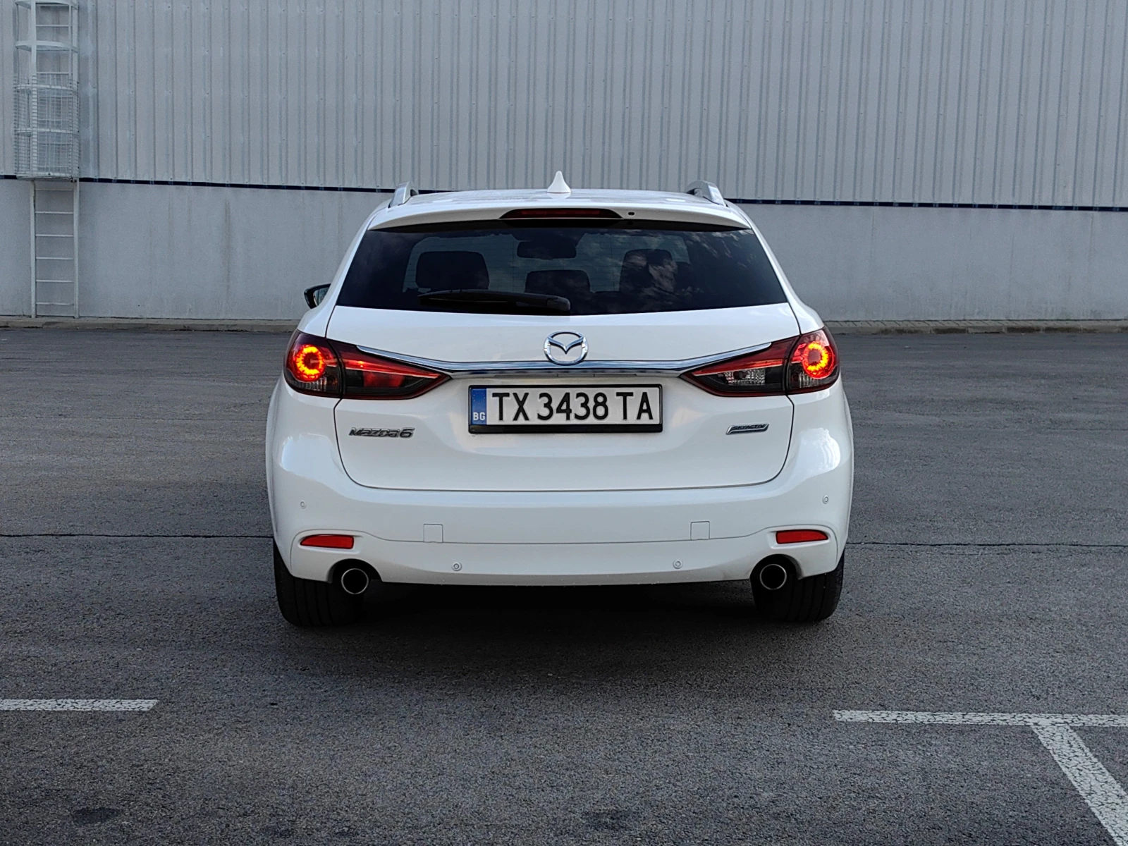 Mazda 6 2.2 D SkyActiv, снимка 5 - Автомобили и джипове - 54358057