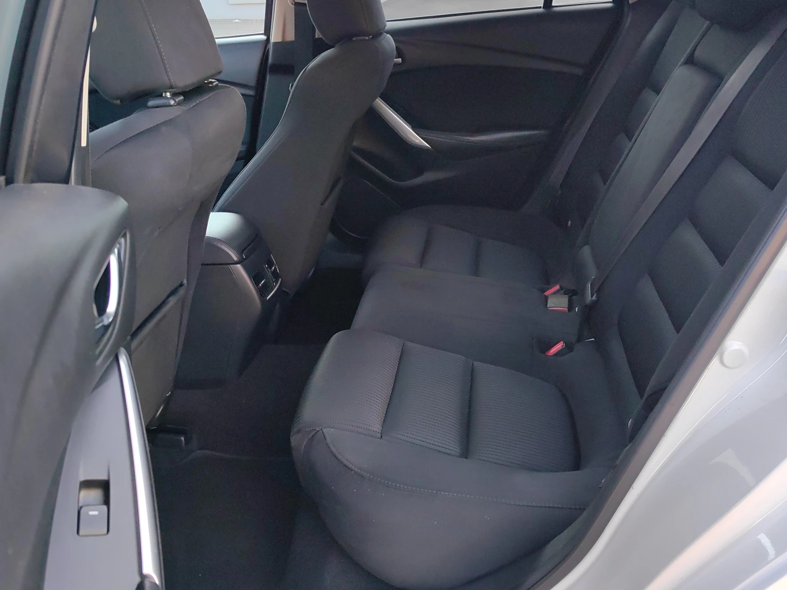 Mazda 6 2.2 D SkyActiv, снимка 9 - Автомобили и джипове - 54358057
