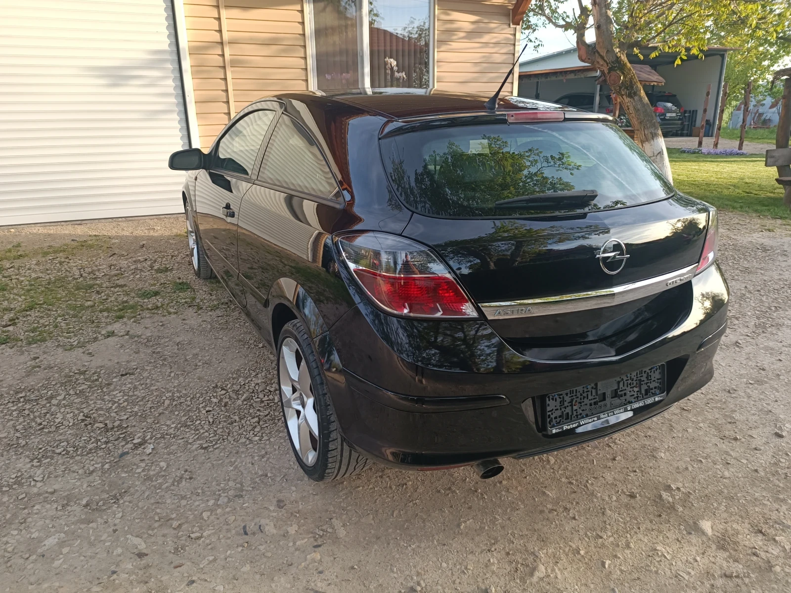 Opel Astra 2.0 т GTS, снимка 5 - Автомобили и джипове - 54359478