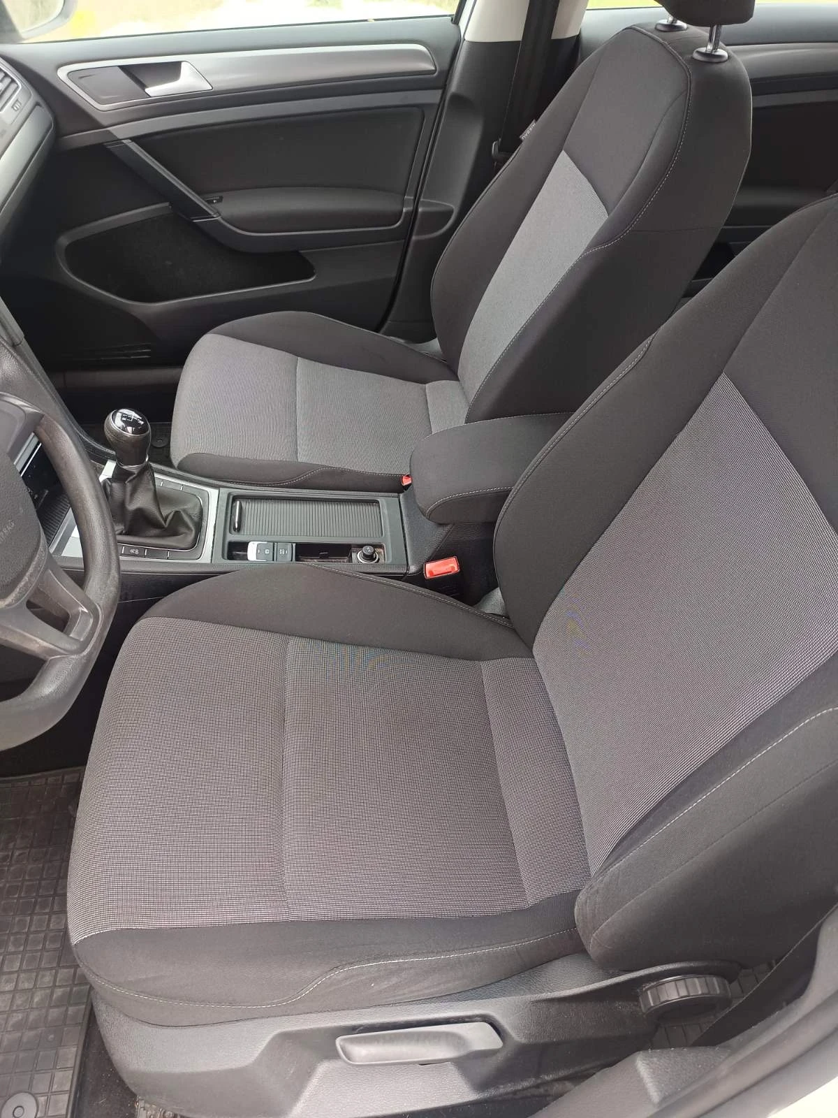 VW Golf 1.6 | Mobile.bg � ����������� 12