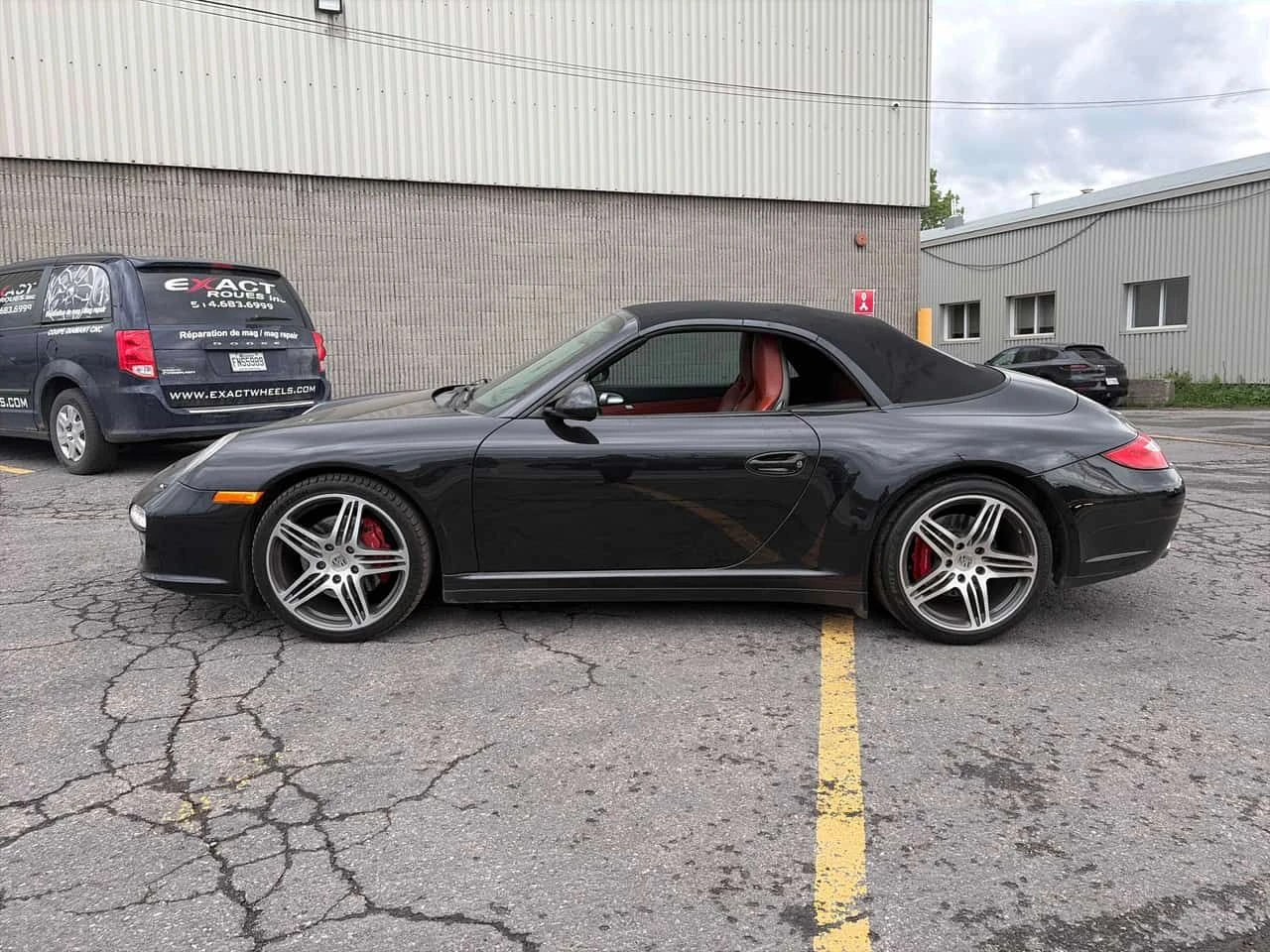 Porsche 911  Carrera 4S Cabriolet| Bose| 2 Ключа| , снимка 4 - Автомобили и джипове - 54760251