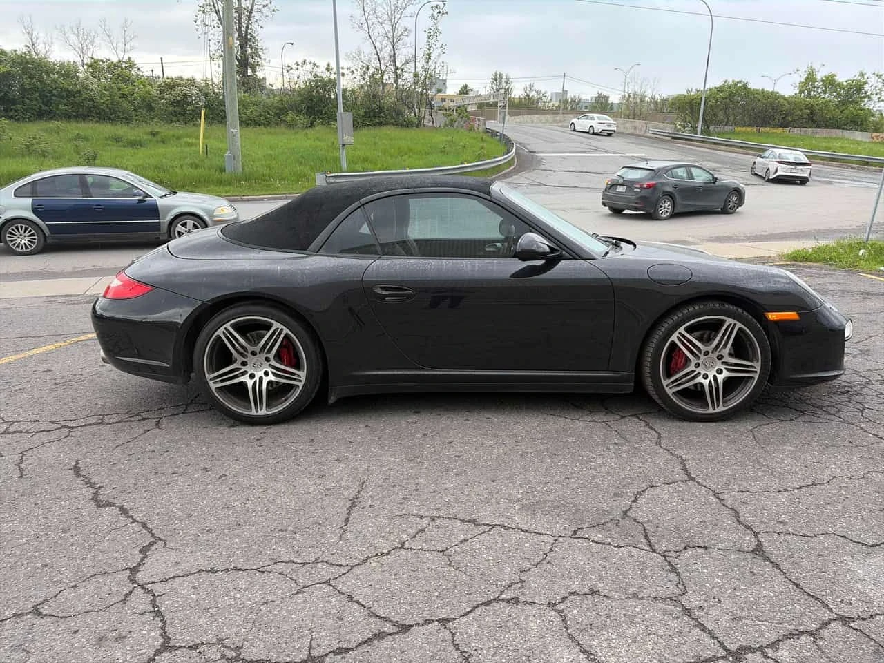 Porsche 911  Carrera 4S Cabriolet| Bose| 2 Ключа| , снимка 5 - Автомобили и джипове - 54760251
