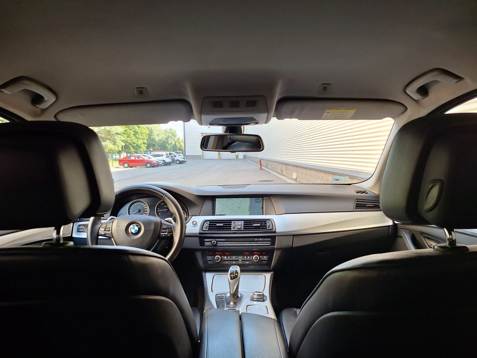 BMW 530 3.0D F10 245 к.с. Седан, снимка 11 - Автомобили и джипове - 55721401