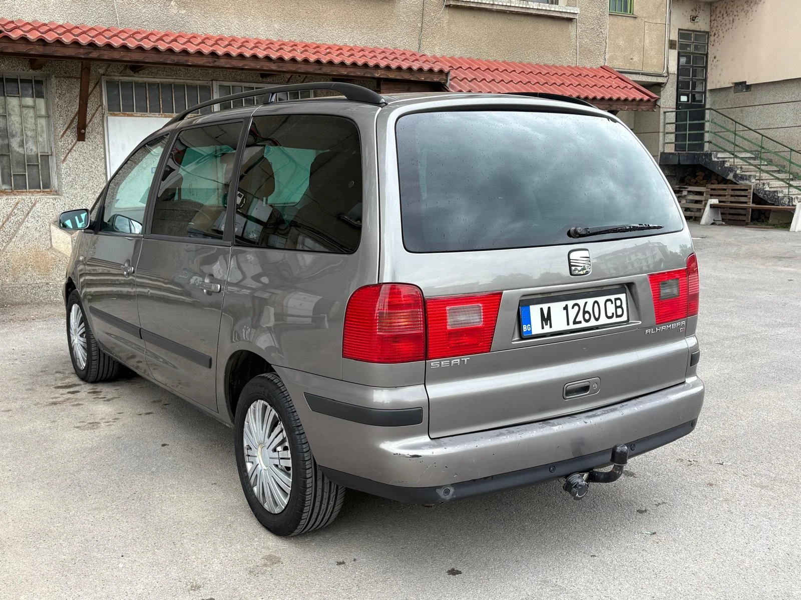 Seat Alhambra 1.9TDI / 131к.с. / 7 места, снимка 4 - Автомобили и джипове - 55833261