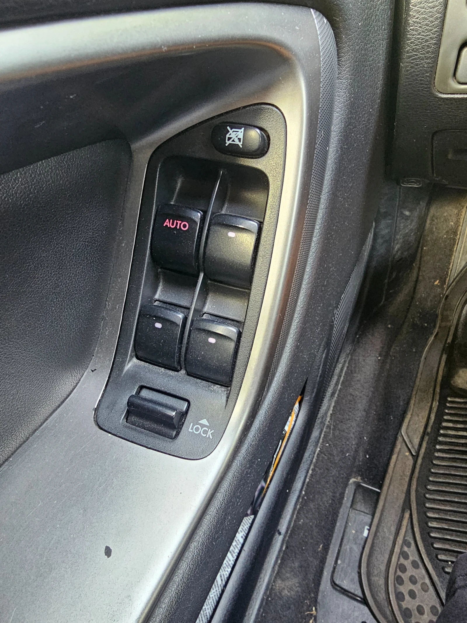 Subaru Legacy 2.5i LPG, снимка 10 - Автомобили и джипове - 55862928