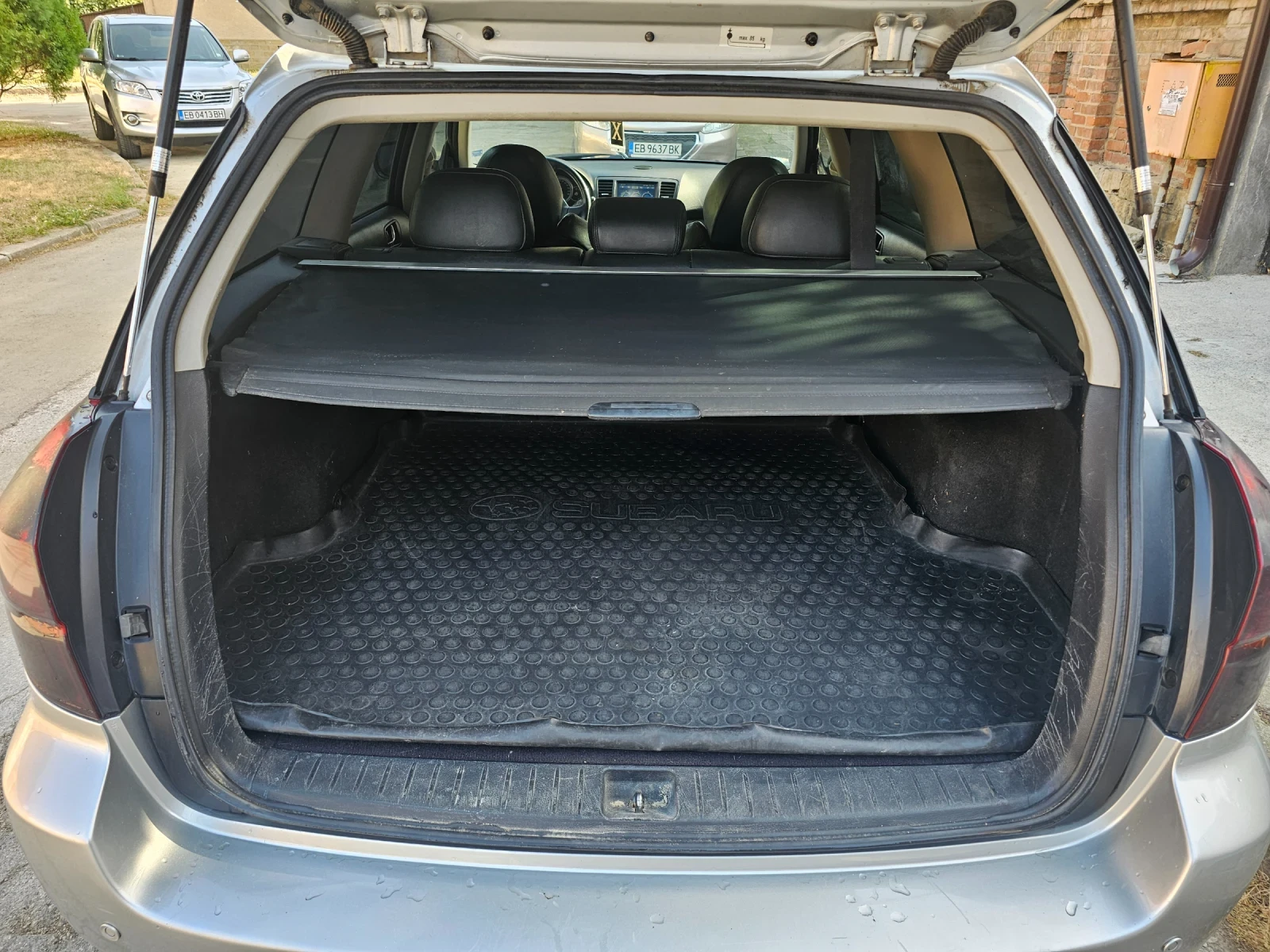 Subaru Legacy 2.5i LPG, снимка 3 - Автомобили и джипове - 55862928