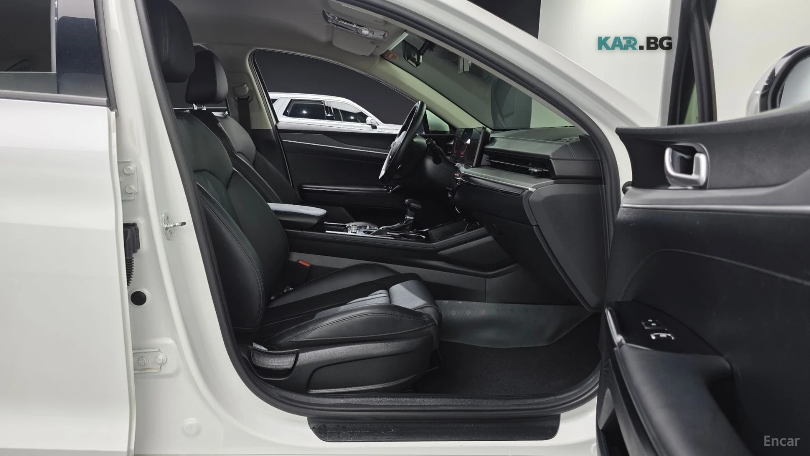 Kia K5 PRESTIGE* 2.0* LPG* КАМЕРА* ОБДУХВАНЕ* , снимка 9 - Автомобили и джипове - 56103170