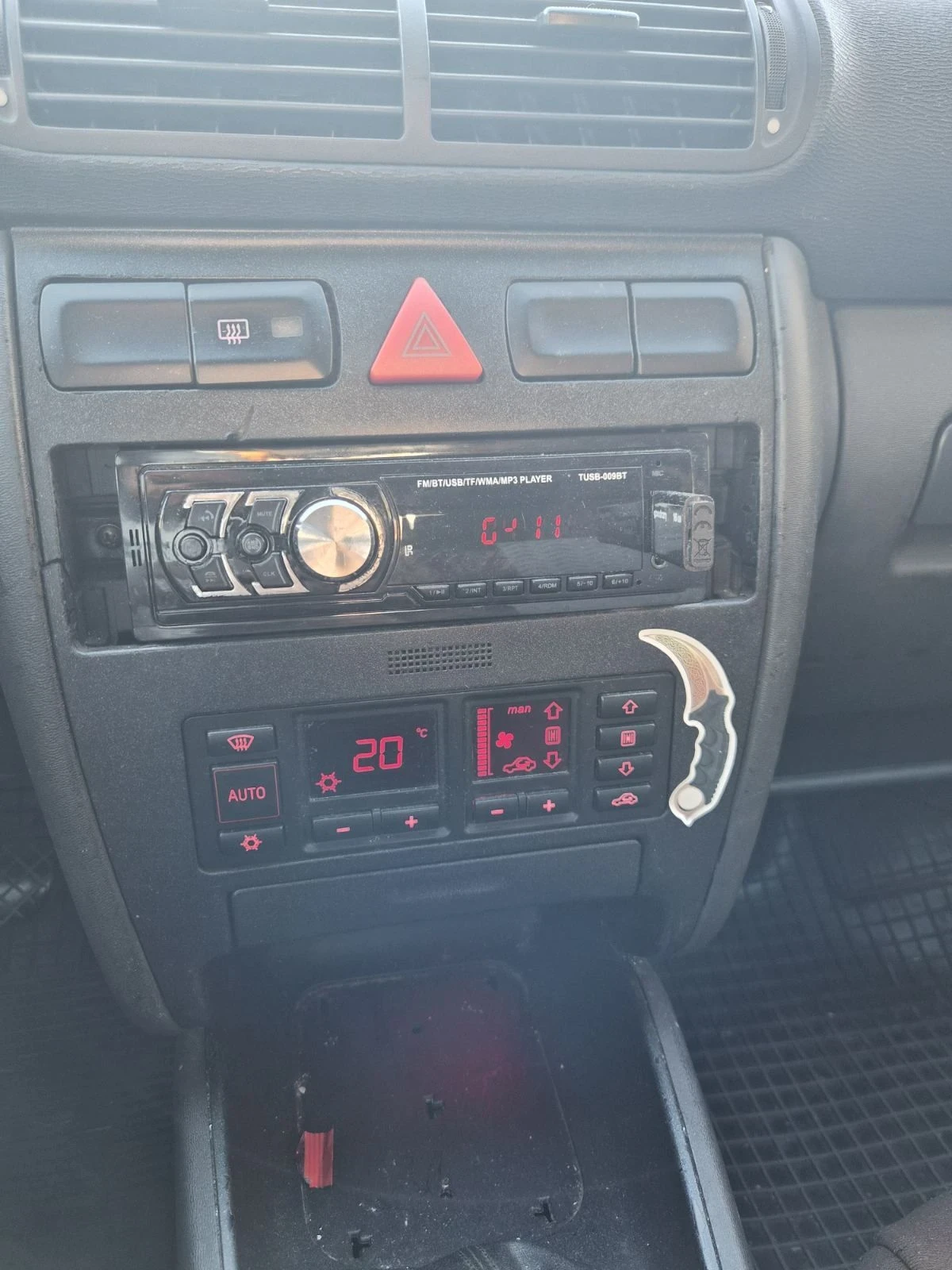 Audi A3 1.9TDI, снимка 12 - Автомобили и джипове - 56105730