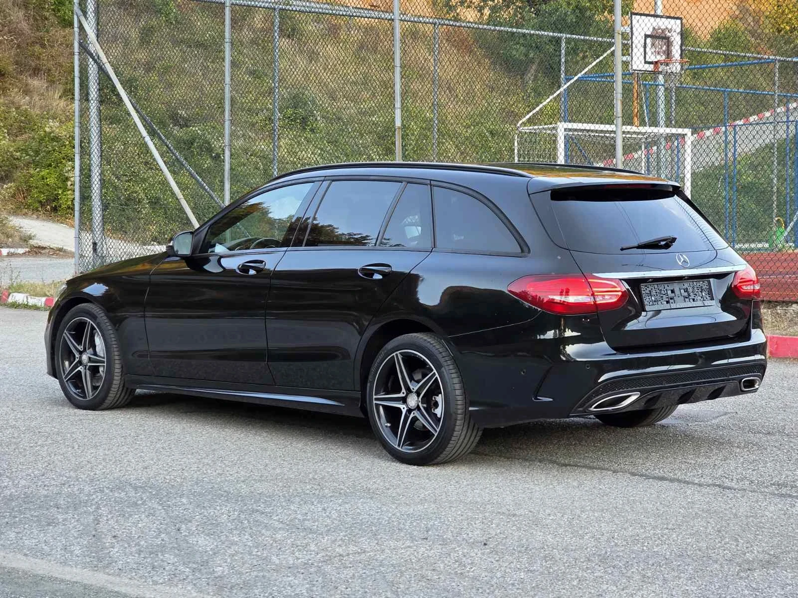 Mercedes-Benz C 400 Топ Стояне лизинг AMG, снимка 4 - Автомобили и джипове - 56271718