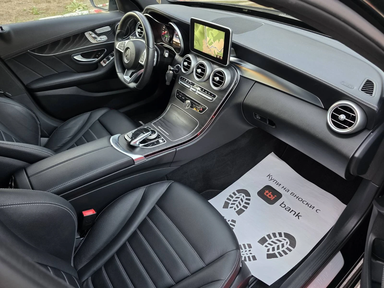 Mercedes-Benz C 400 Топ Стояне лизинг AMG, снимка 11 - Автомобили и джипове - 56271718