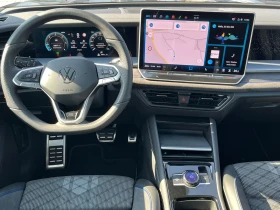 VW Tayron 2.0TDI 4M RLine Matrx HlK HuD 360KAM MASSAGE Pano, снимка 11