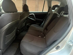 Toyota Rav4 2.2 D4D, снимка 12