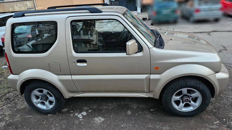 Suzuki Jimny, снимка 2 - Автомобили и джипове - 49424084