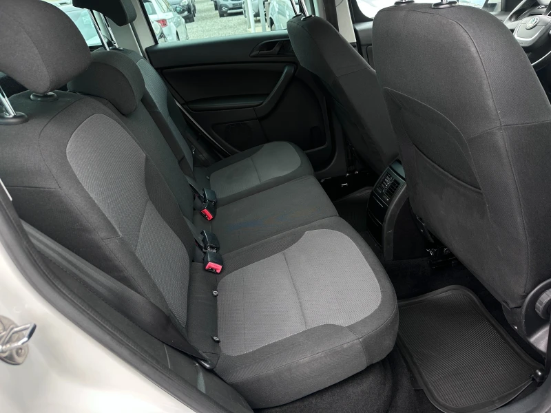 Skoda Yeti 1.6TDI E5B, снимка 7 - Автомобили и джипове - 52050772