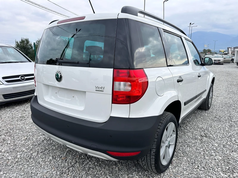 Skoda Yeti 1.6TDI E5B, снимка 4 - Автомобили и джипове - 52050772