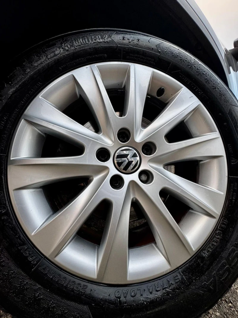 VW Tiguan 2.0 TDI, 4Х4 , снимка 16 - Автомобили и джипове - 52786919