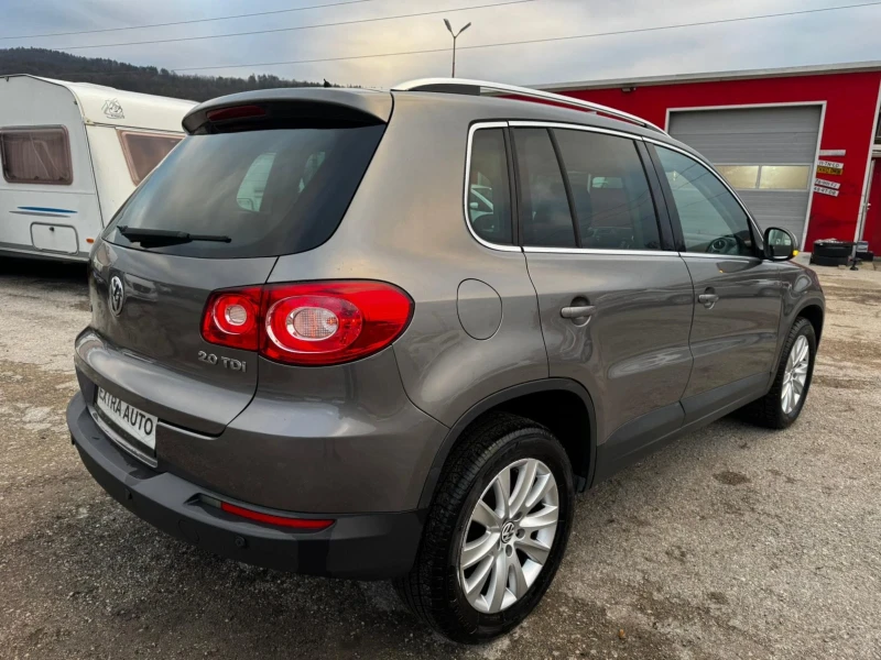 VW Tiguan 2.0 TDI, 4Х4 , снимка 5 - Автомобили и джипове - 52786919