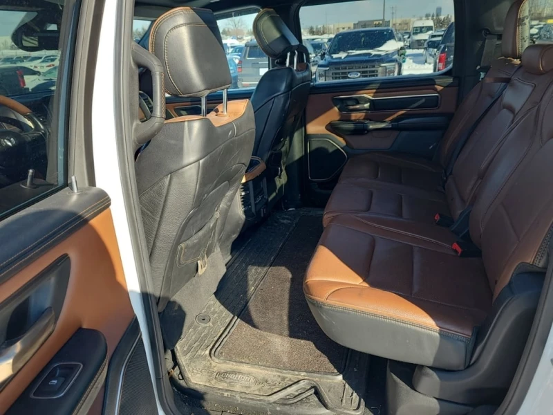 Dodge RAM 1500 * LARAMIE LONGHORN * ФИНАНСИРАНЕ, снимка 13 - Автомобили и джипове - 53239147