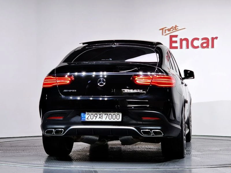 Mercedes-Benz GLE 4MATIC| HARMAN| DISTRONIC| CARBON| ПАНО| 360, снимка 4 - Автомобили и джипове - 55336485