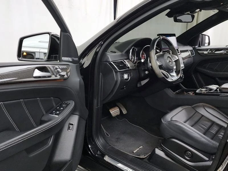 Mercedes-Benz GLE 4MATIC| HARMAN| DISTRONIC| CARBON| ПАНО| 360, снимка 10 - Автомобили и джипове - 55336485