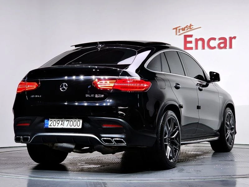 Mercedes-Benz GLE 4MATIC| HARMAN| DISTRONIC| CARBON| ПАНО| 360, снимка 2 - Автомобили и джипове - 55336485