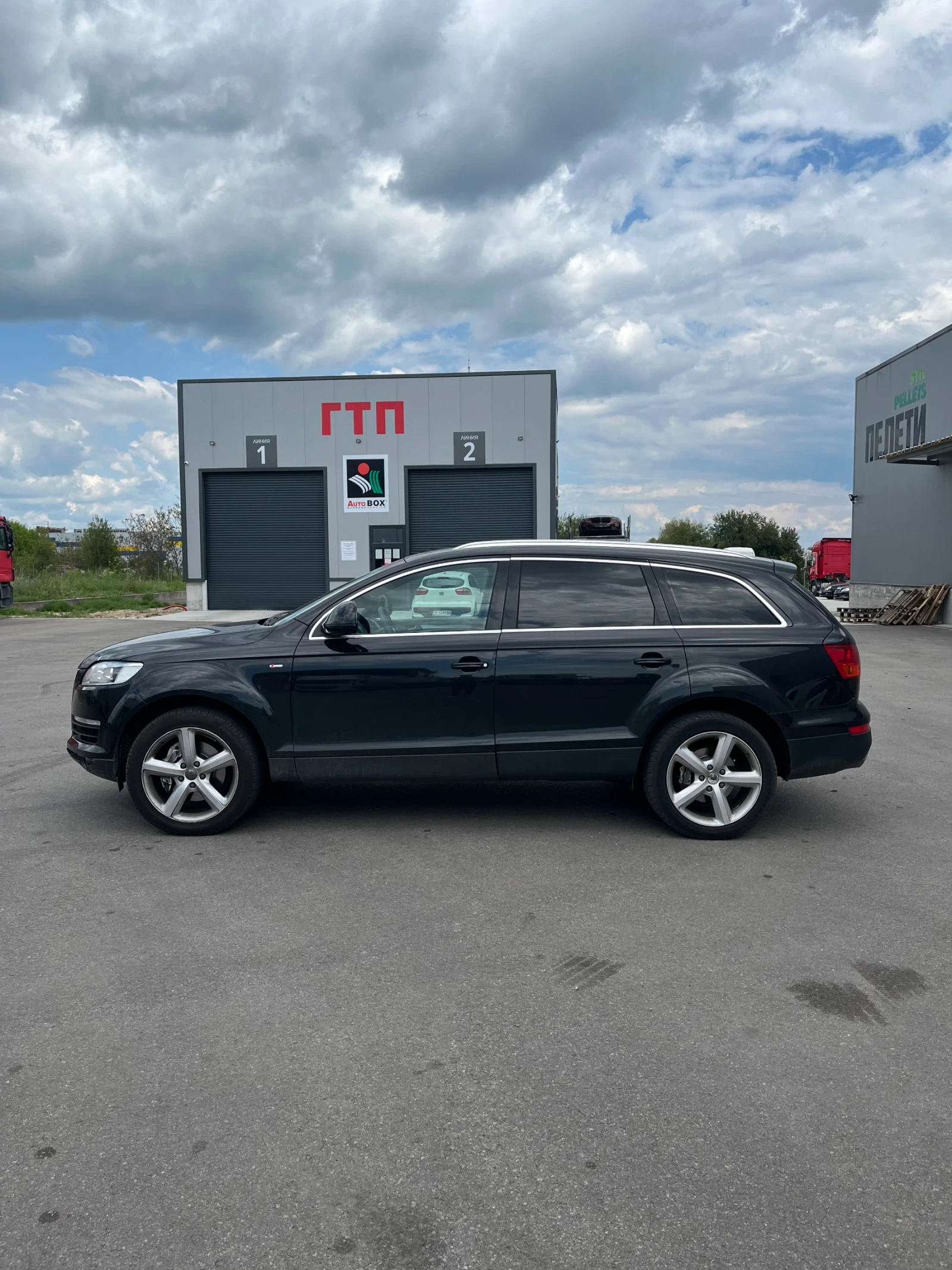 Audi Q7 3.0 tdi S-line - изображение 4