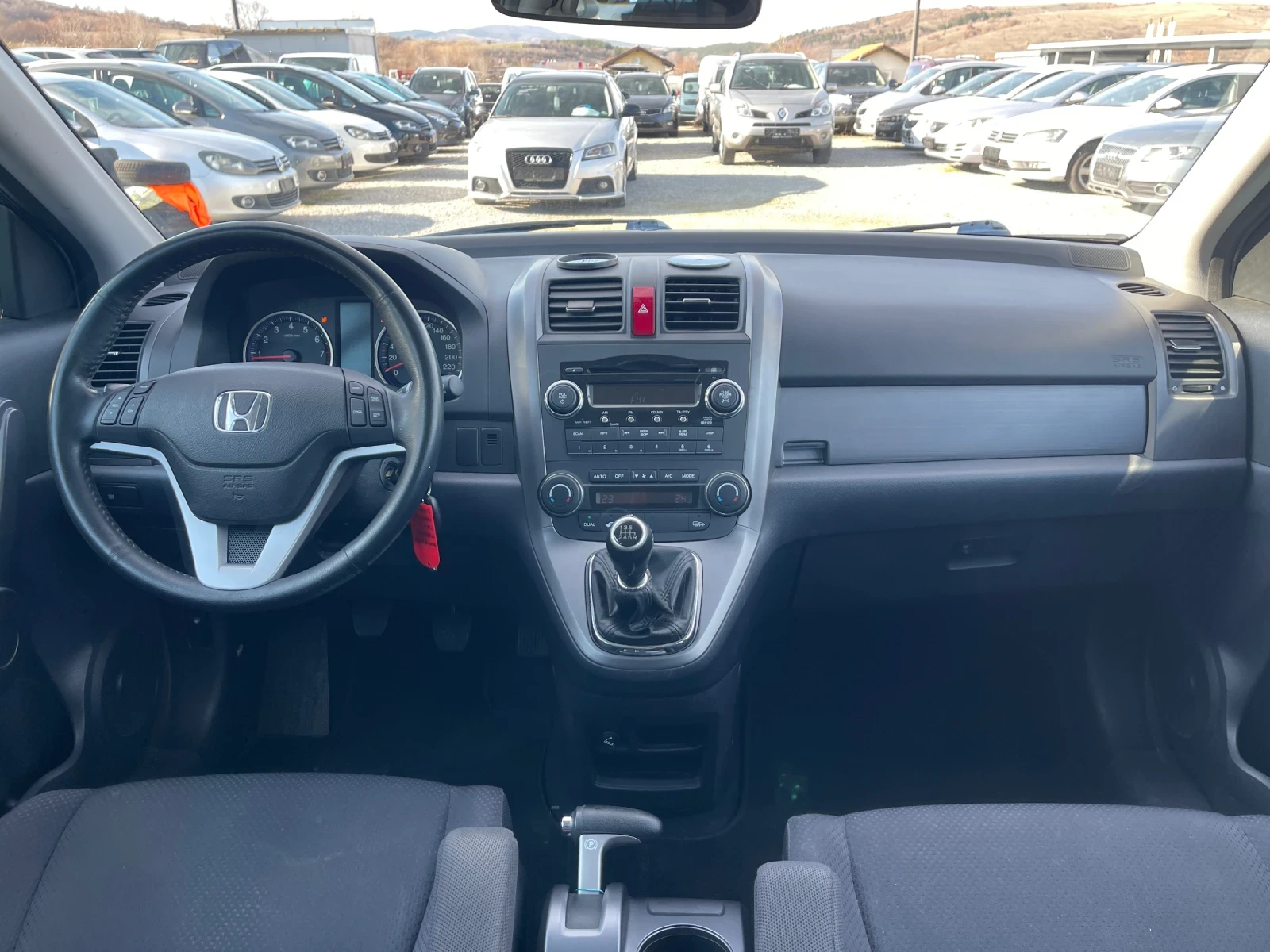 Honda Cr-v 180k km!, снимка 9 - Автомобили и джипове - 53788639