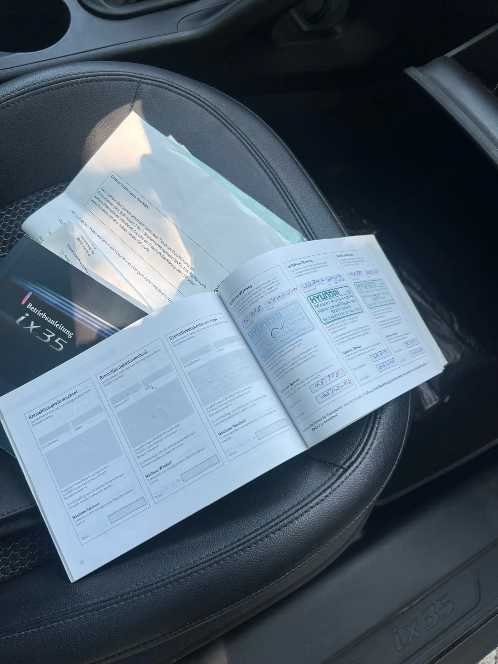 Hyundai IX35 2.0 148x км , снимка 17 - Автомобили и джипове - 55057188