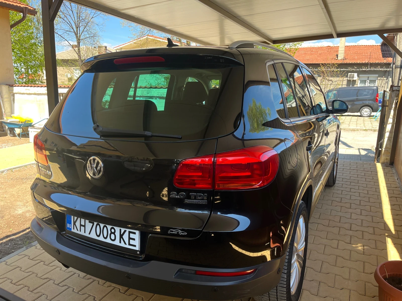 VW Tiguan 2.0tdi DSG 4x4, снимка 5 - Автомобили и джипове - 55120246