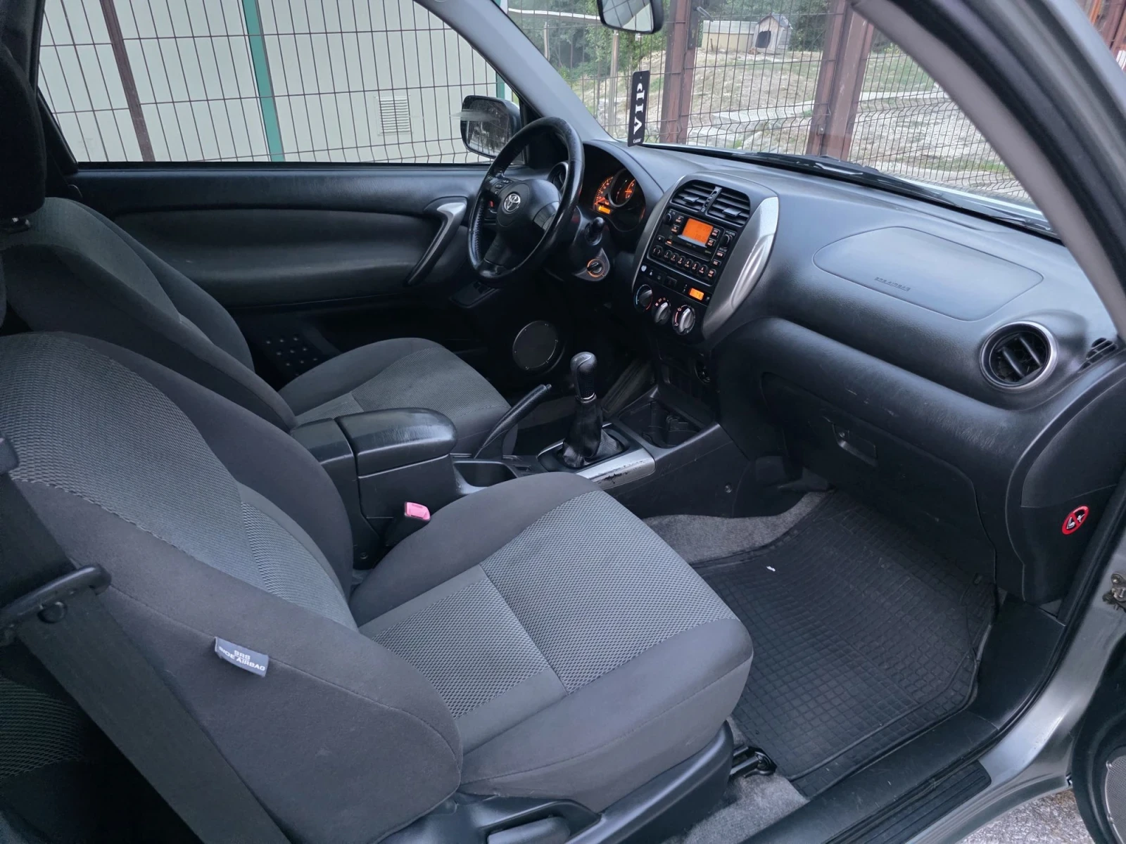 Toyota Rav4 2.0 VVT-i 4x4 150HP KLIMATIK * FACELIFT* , снимка 11 - Автомобили и джипове - 56013093