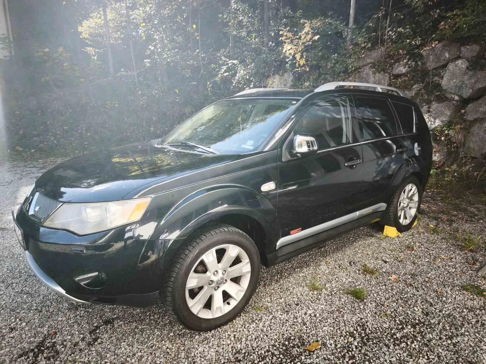 Mitsubishi Outlander, снимка 3 - Автомобили и джипове - 56463356