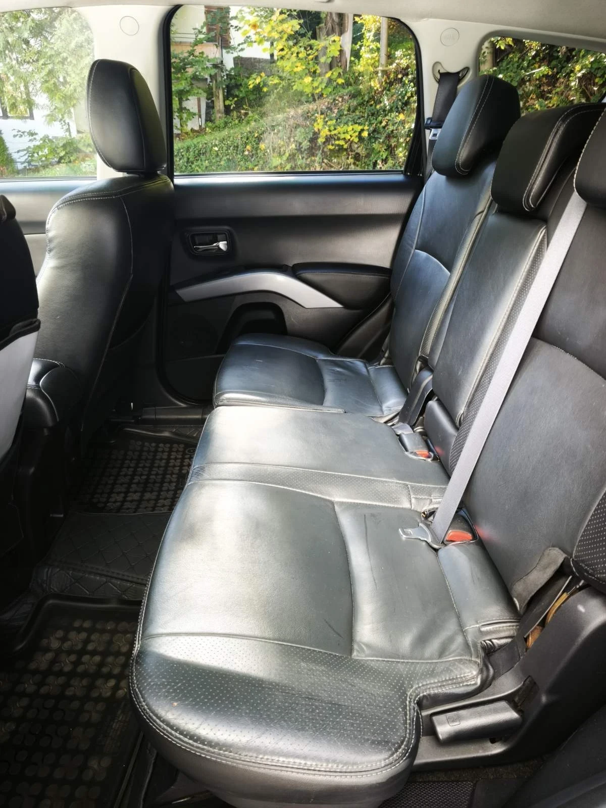 Mitsubishi Outlander, снимка 9 - Автомобили и джипове - 56463356