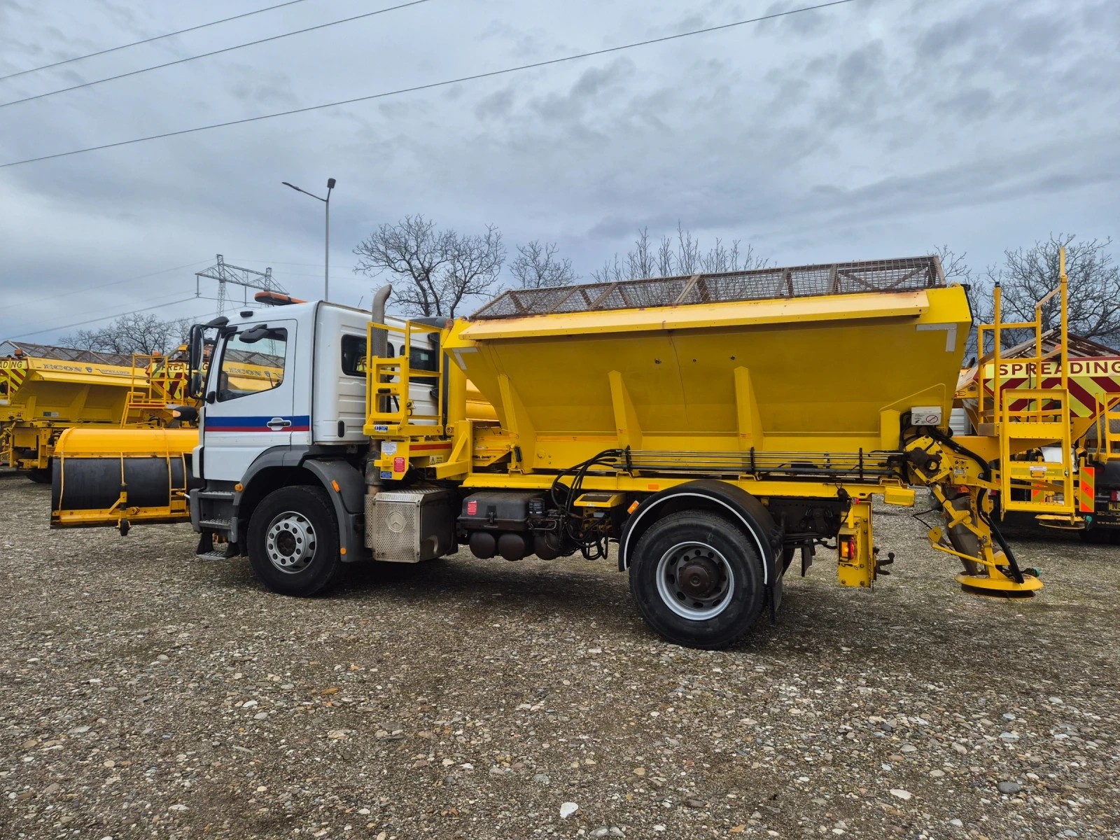Mercedes-Benz 1824 Снегорин - изображение 8
