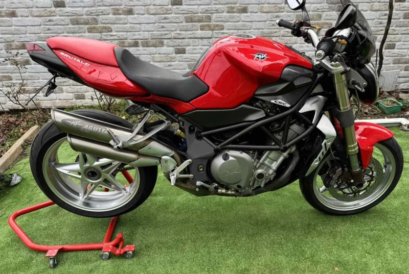 MV Agusta Brutale 750, снимка 3 - Мотоциклети и мототехника - 53001094
