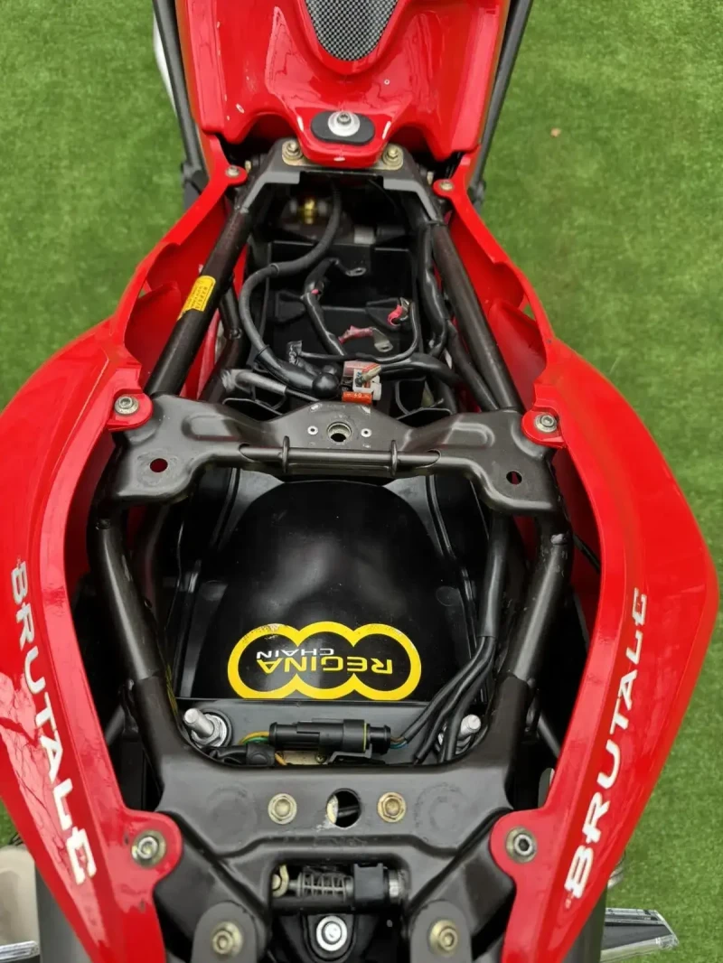 MV Agusta Brutale 750, снимка 6 - Мотоциклети и мототехника - 53001094