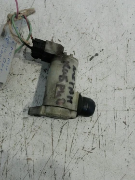 Помпа чистачки Рено Меган 1.9дци кабрио