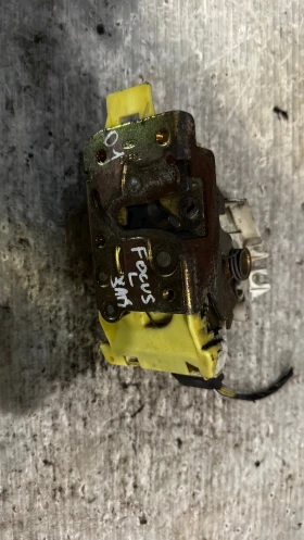 Брава за врата за Ford Focus 2001 - XS41-A26413-BH, снимка 2 - Части - 53144825