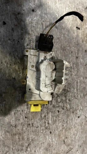 Брава за врата за Ford Focus 2001 - XS41-A26413-BH