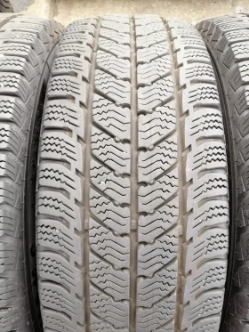      215/65R16