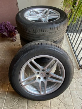        255/55R18  Porsche