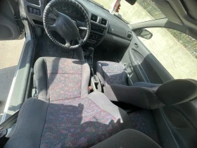 Mazda 323, снимка 3