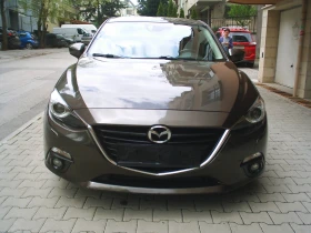 Mazda 3 2.2D Sky Active, снимка 2